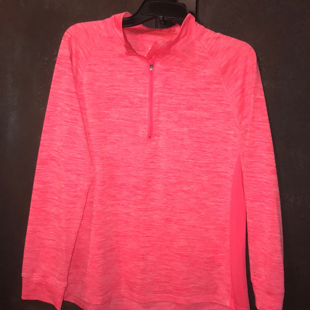 Athletic top